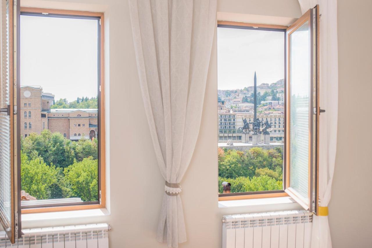The Sunny Guest House Of Veliko Tarnovo-Amazing View, Top Location Екстер'єр фото