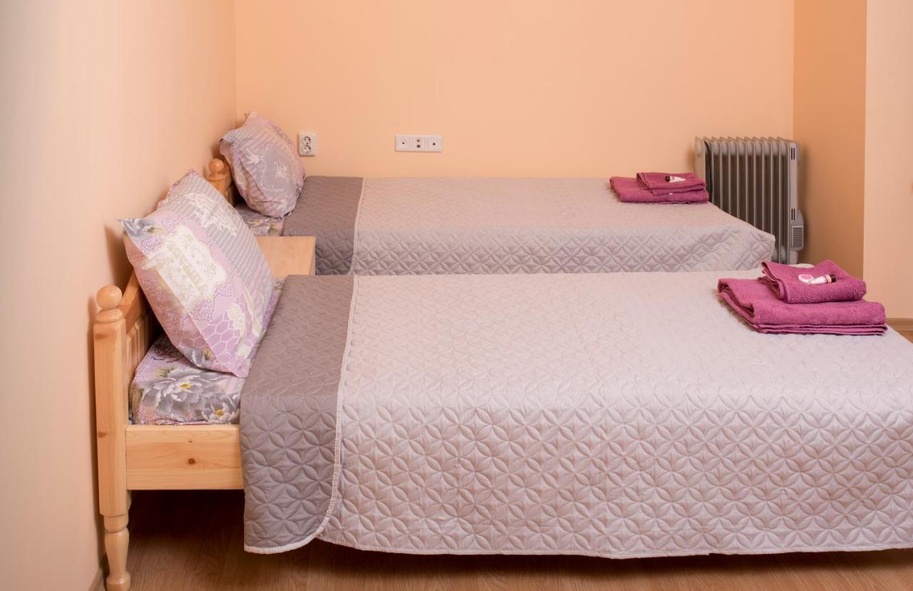 The Sunny Guest House Of Veliko Tarnovo-Amazing View, Top Location Екстер'єр фото